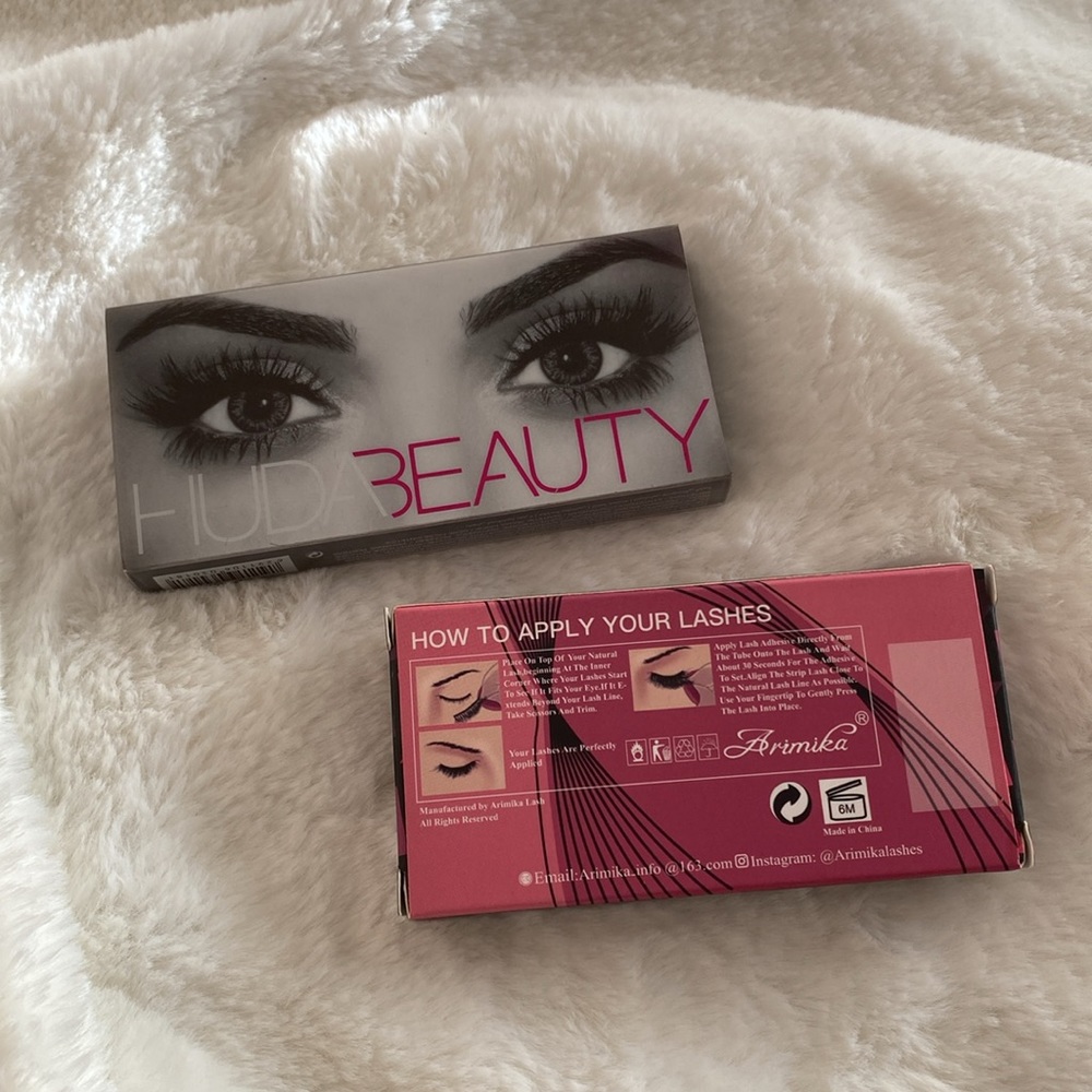Eyelash bundle - Picture 2 of 2